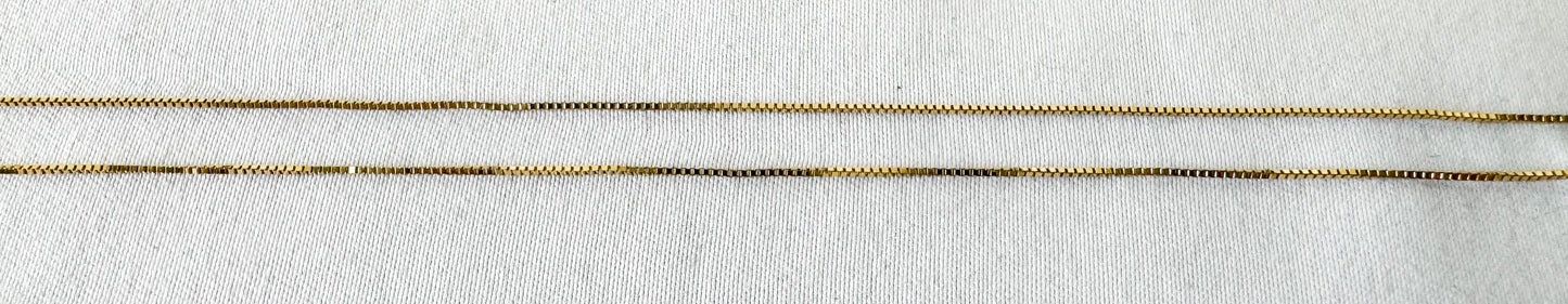 Vintage 14K Italy Mini Onyx Oval Diamond Pendant Box Chain Necklace, Approximately 17 Inches, Dainty Simple Minimalist Necklace