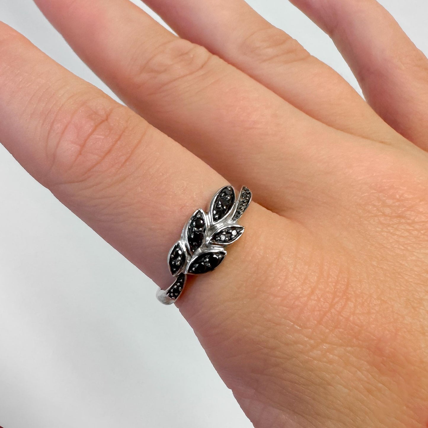 10K White Gold Black Diamond Leaf Ring, Sz. 7/7.25