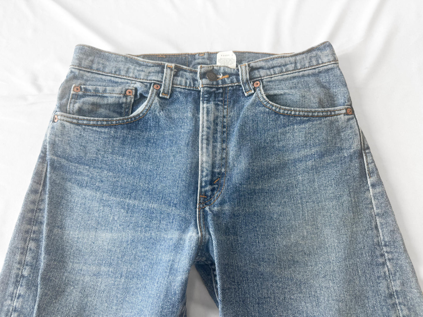 Vintage Levi's 505 Medium Wash Distressed Straight Leg Unisex Jeans, 32" x 32"