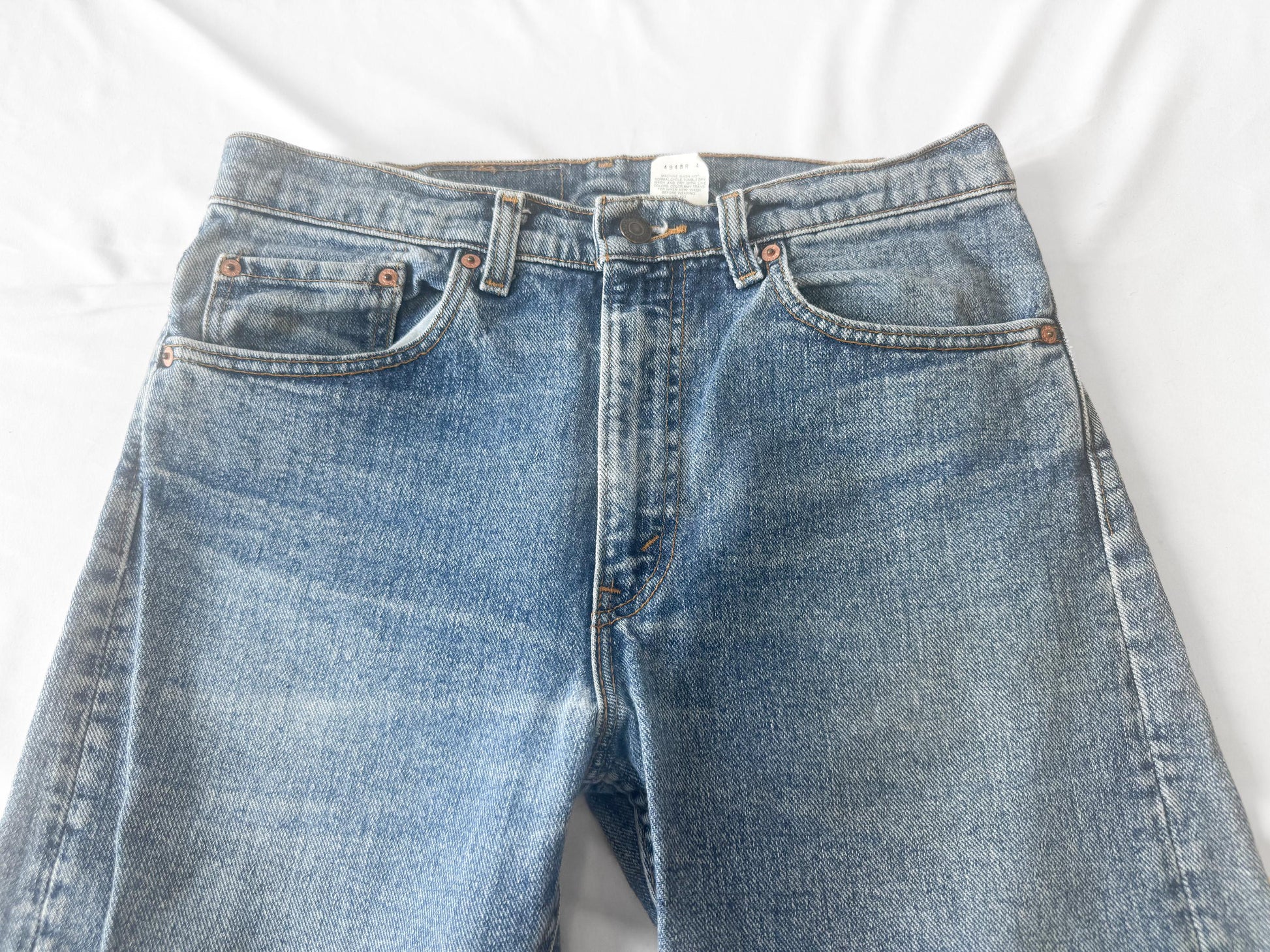 Vintage Levi's 505 Medium Wash Distressed Straight Leg Unisex Jeans, 32" x 32"