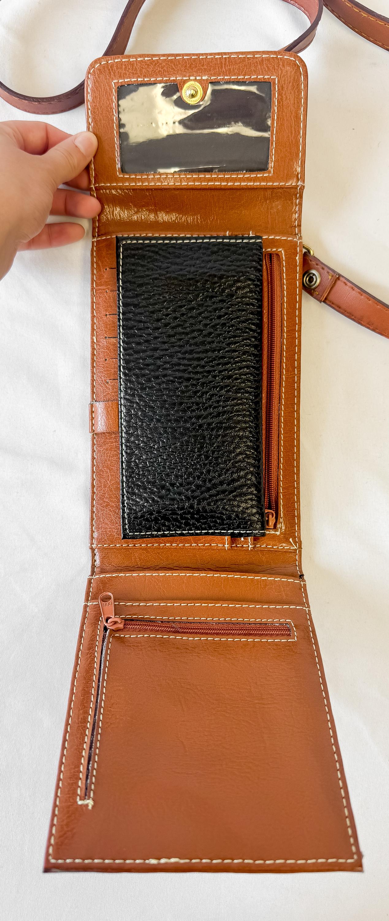 Vintage Dooney and Bourke Black Pebbled Leather Wallet Crossbody Bag