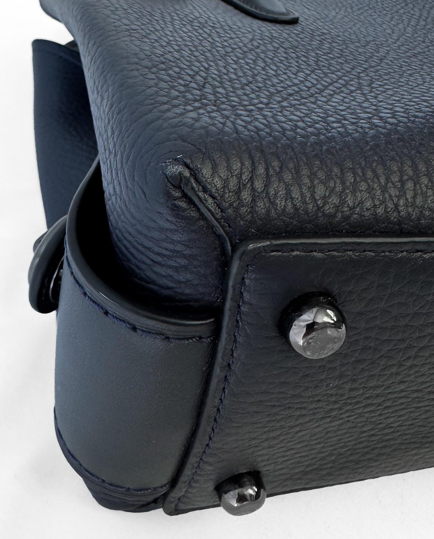 Modern Coach Brooklyn 28 Navy Blue Pebbled Leather Tote with Detachable Strap, Style #56839