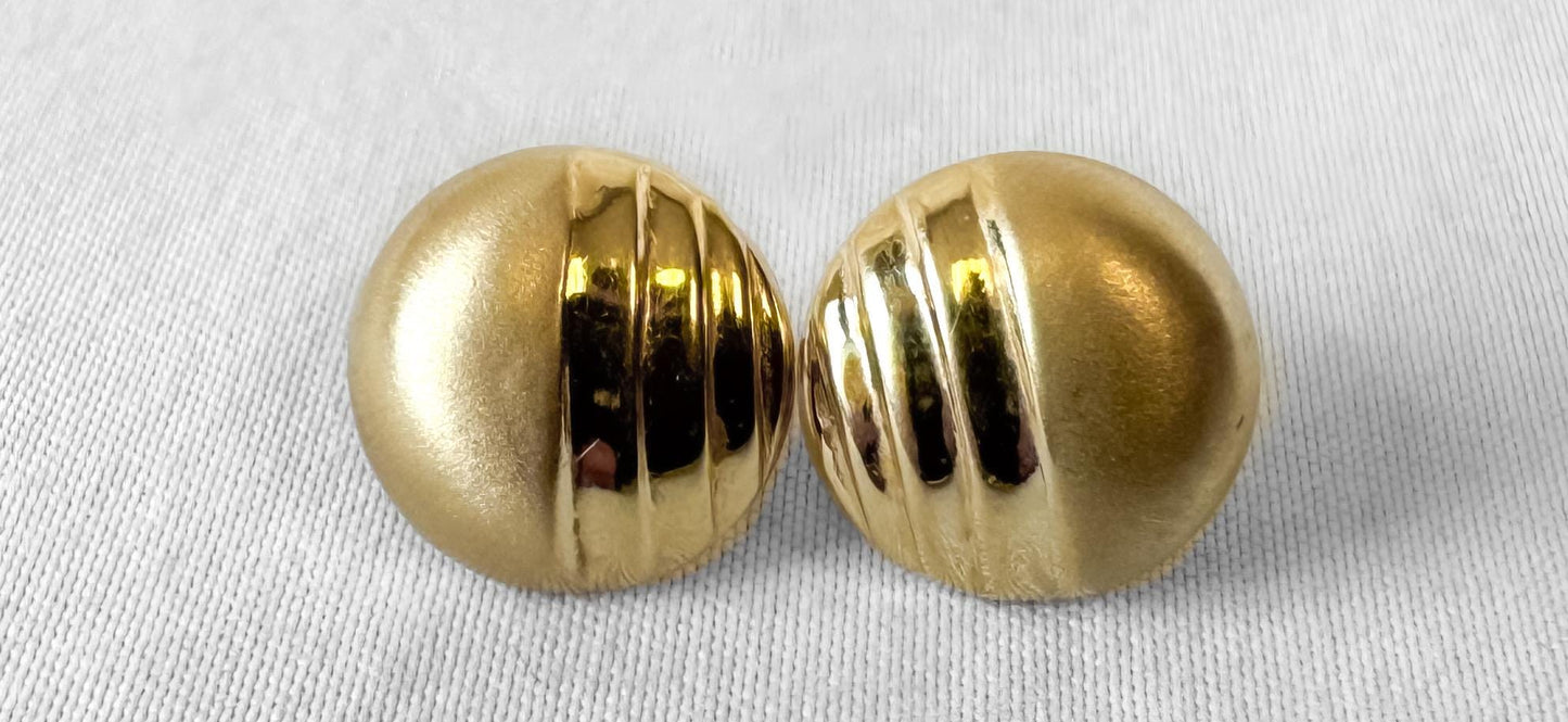 Vintage 14K Yellow Gold Circular Half Ribbed Textured Stud Earrings