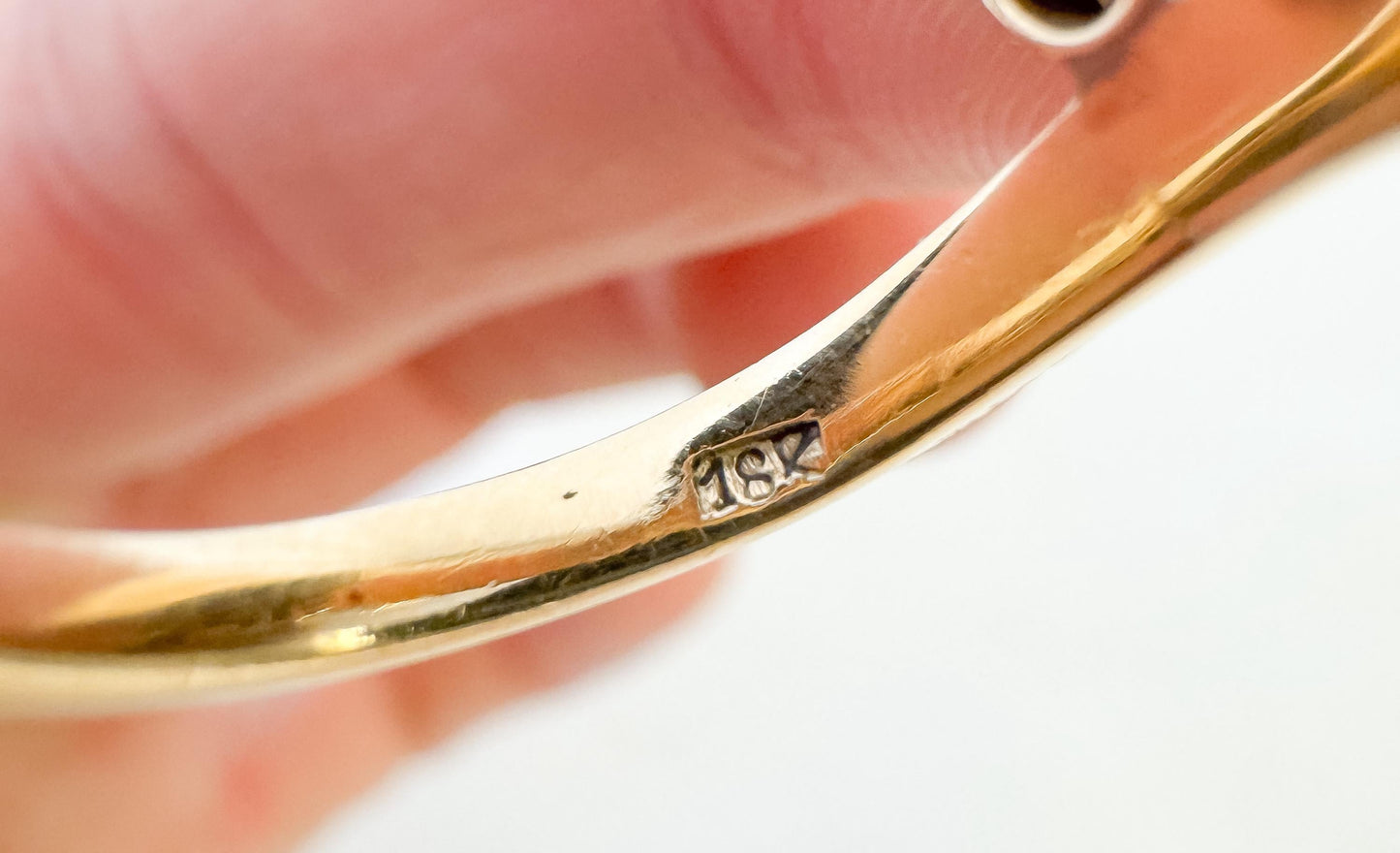 Vintage Estate 18K Black Cats Eye Cabochon Bypass Ring, Size 6.75, Unique Victorian Mid-Century Brutalist Art Deco Cocktail Ring