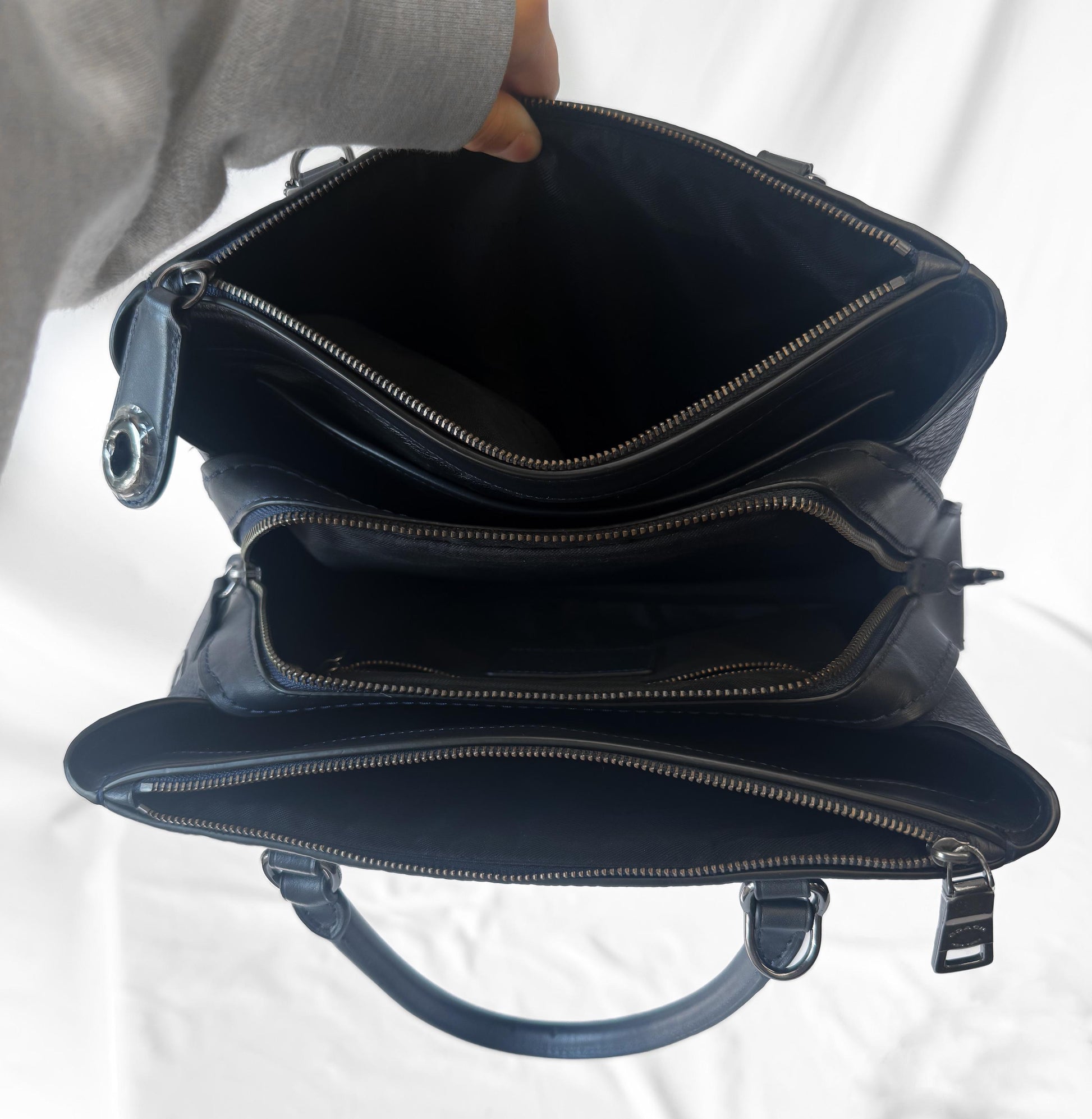 Modern Coach Brooklyn 28 Navy Blue Pebbled Leather Tote with Detachable Strap, Style #56839