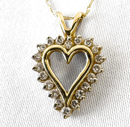 Vintage 10K Yellow Gold Round Cut Diamond Heart 20 Inch Pendant Necklace