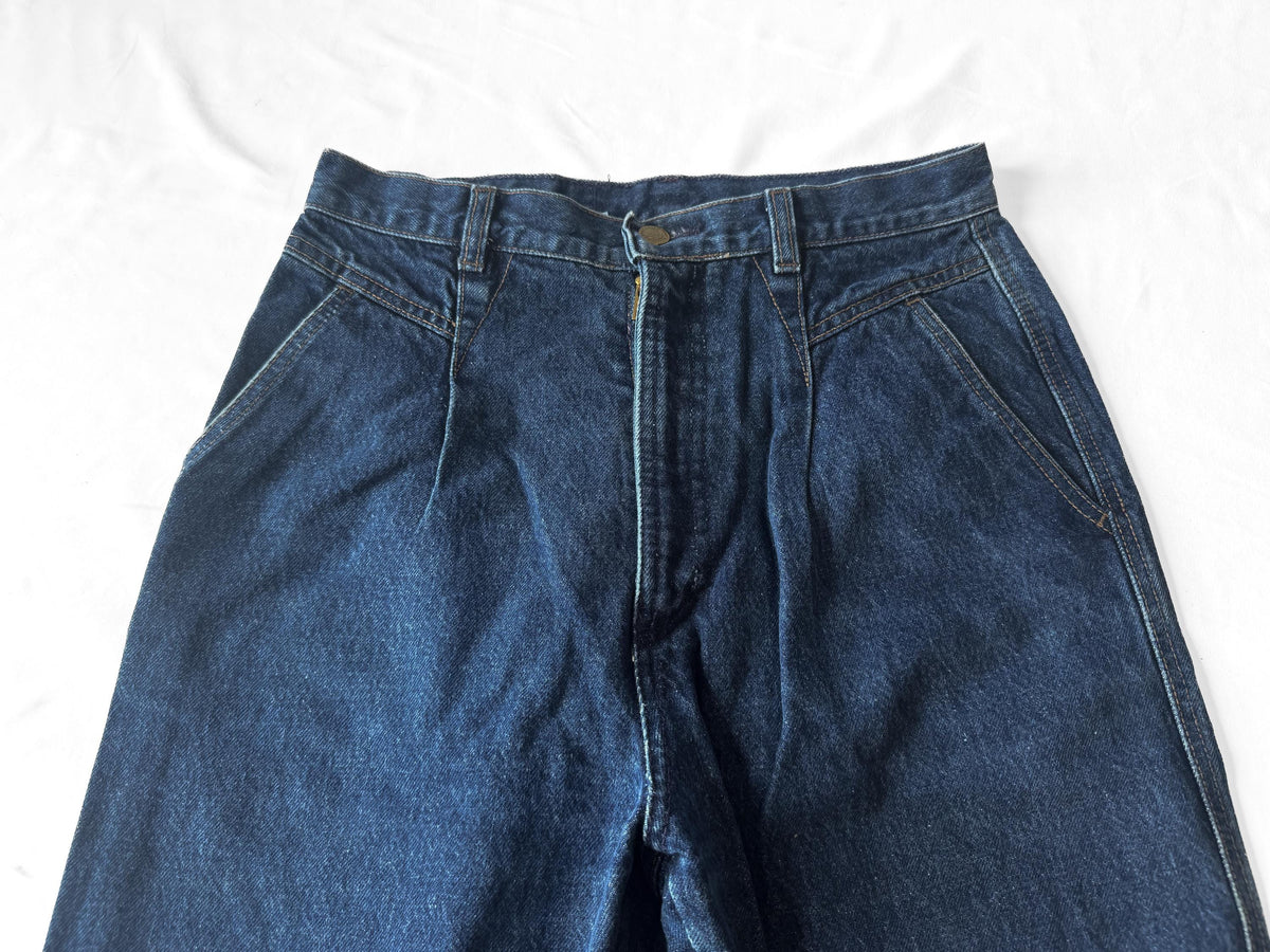 Vintage Rocky Mountain Medium Wash High Rise Pleated Front Tapered Jeans, Women's Sz. 28" x 32"