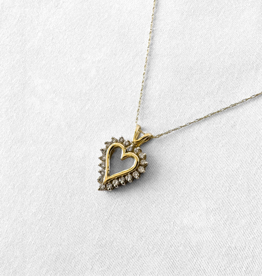 Vintage 10K Yellow Gold Round Cut Diamond Heart 20 Inch Pendant Necklace