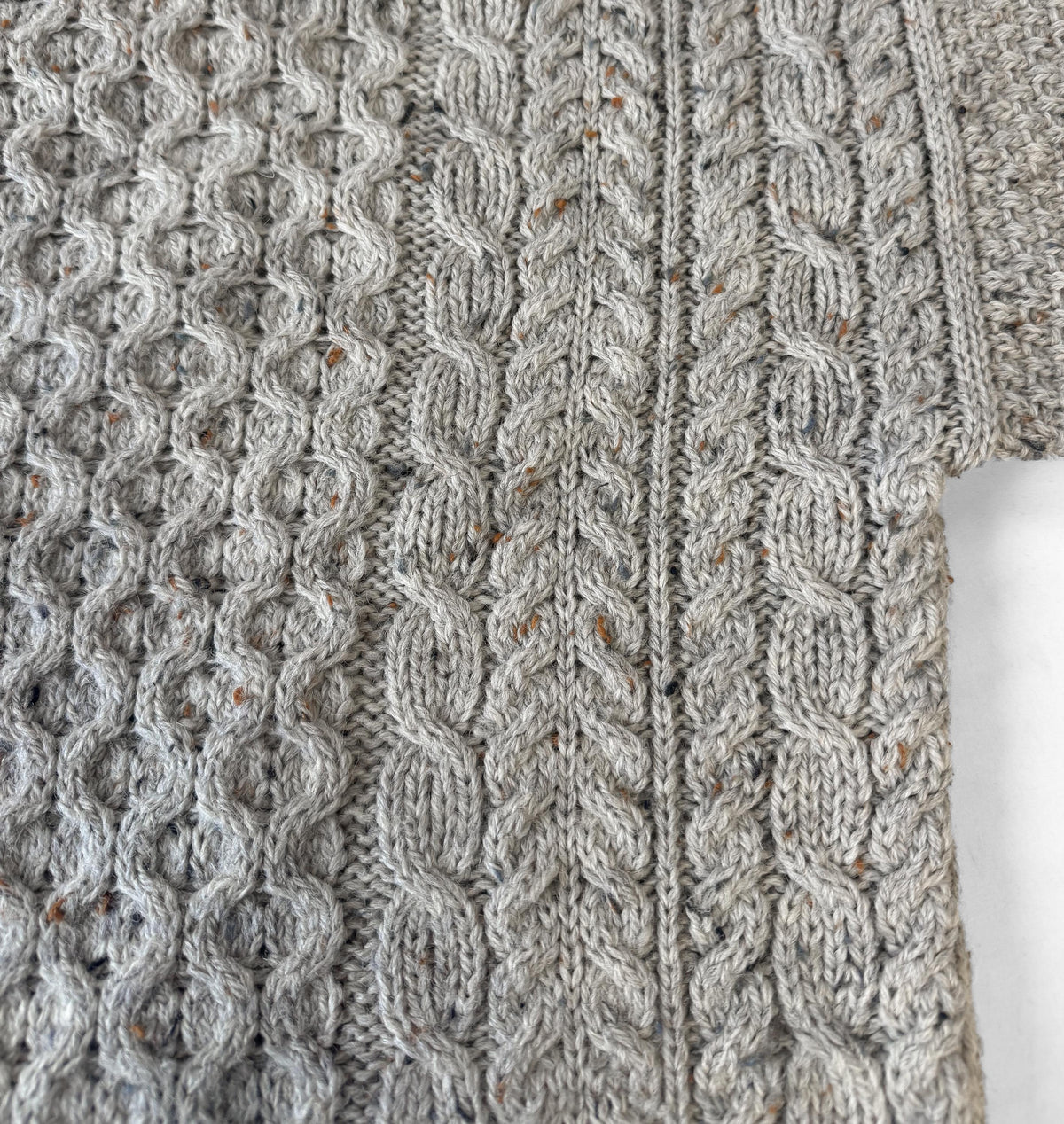Vintage Gray/Beige Neutral Speckled Pure New Wool Knit Unisex Sweater, Men's Sz. L