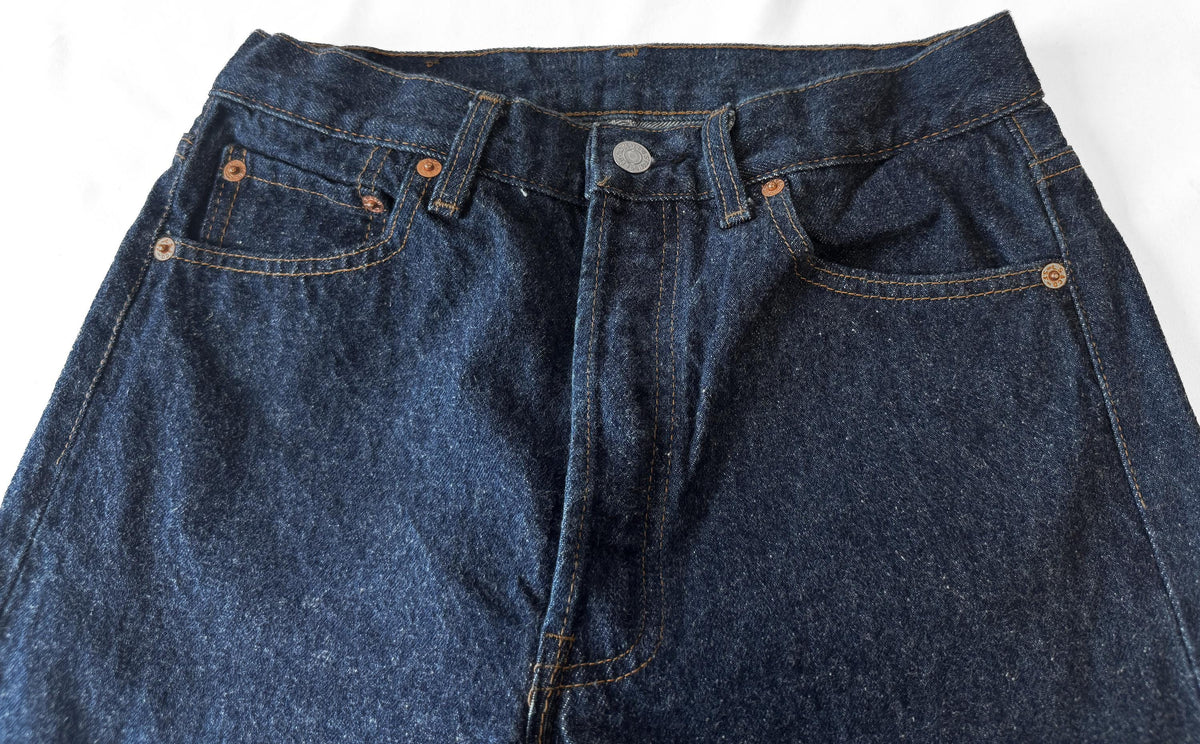 Vintage Levis 501 Medium/Dark Wash Straight Leg Button Fly Unisex Jeans, Sz. 28" x 34"