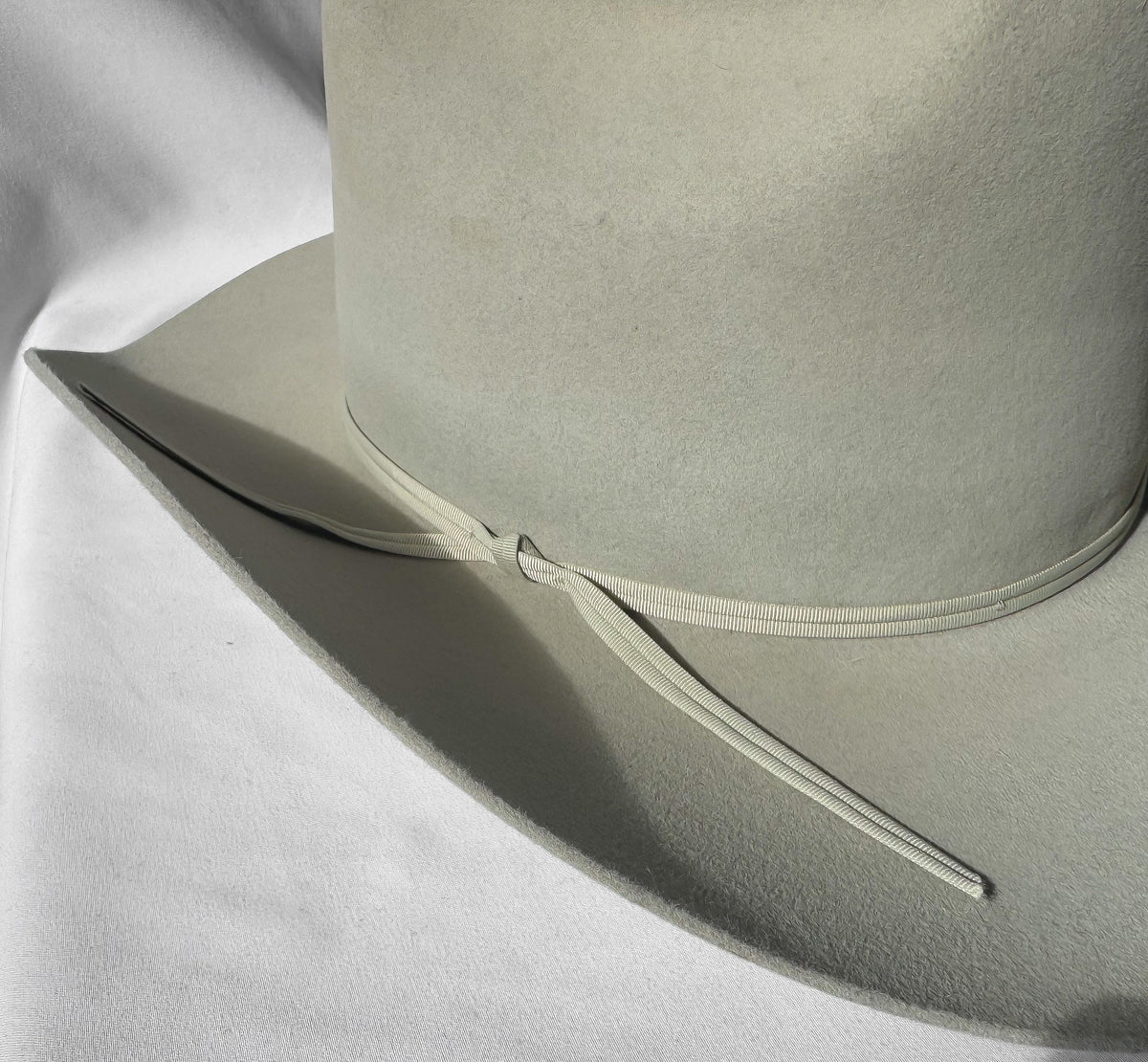 Vintage Resistol 4X Gray Beige Silverbelly Cattleman Western Cowboy Hat, Sz. 7 3/8