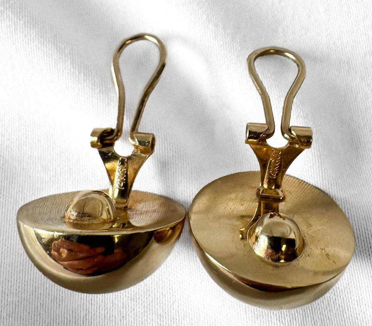Vintage 14K George Carter Jessup Yellow Gold Globe Clip On Earrings