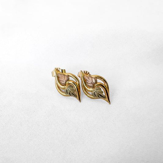 Vintage 10K Landstrom's Black Hills Gold Multi Tone Two Leaf Stud Earrings
