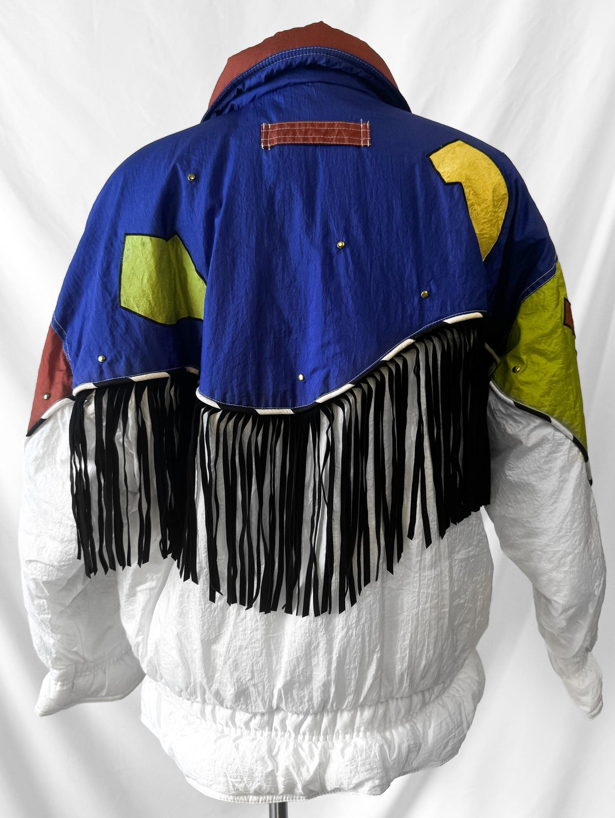 80s/90s Deadstock Giacca White Multicolor Asymmetrical Geometric Color Block Fringe Puffer Ski Jacket, Women's Sz. M