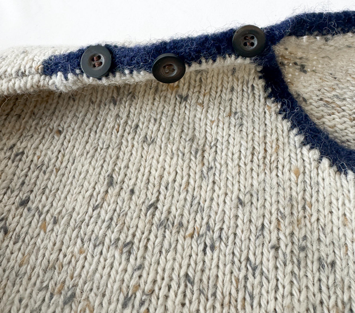 Vintage Woolrich Teddy Bear Raking Autumn Leaves Wool Blend Sweater, Women's Sz. M, Autumn Fall Cottage Core Grandma Core Sweater