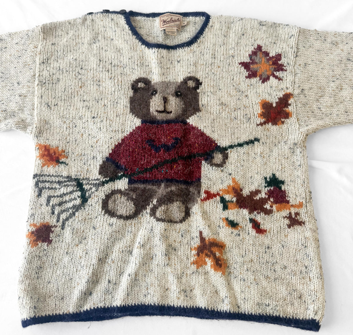 Vintage Woolrich Teddy Bear Raking Autumn Leaves Wool Blend Sweater, Women's Sz. M, Autumn Fall Cottage Core Grandma Core Sweater