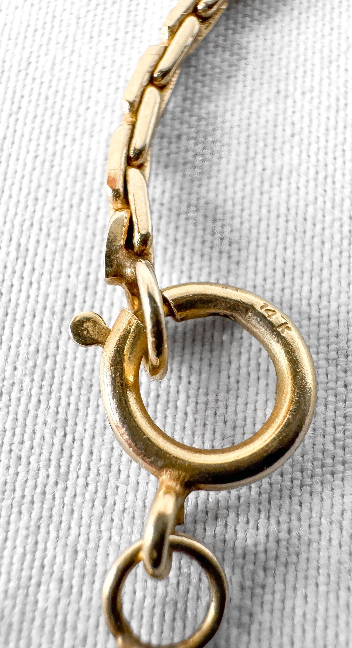 Vintage 14K Yellow Gold Diamond Elongated Geometric Box Chain Fixed Lariat 19 Inch Necklace