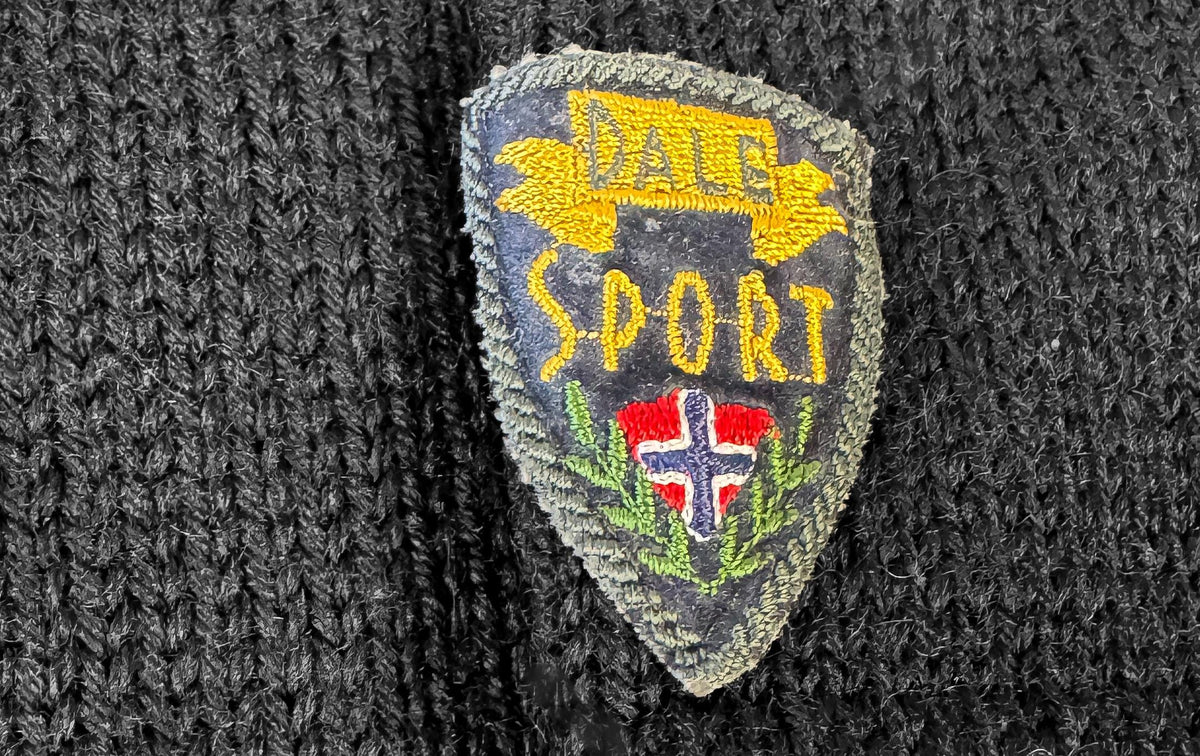 Vintage Dale of Norway 2002 USA Olympics Black Blue Quarter Zip Pure Wool Nordic Ski Sweater, Men's Sz. M