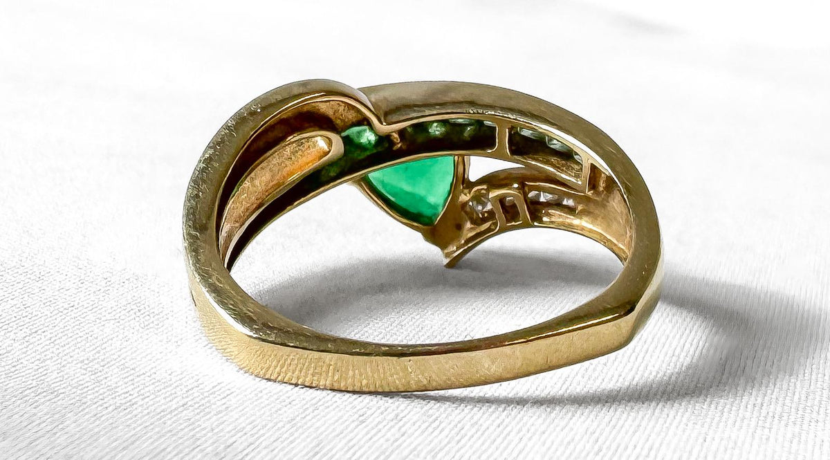 Vintage 10K Yellow Gold Emerald Ombre Trillion Cut Channel Diamond Accent Ring, Sz. 8.75/9, Estate Art Deco Cocktail Style Ring