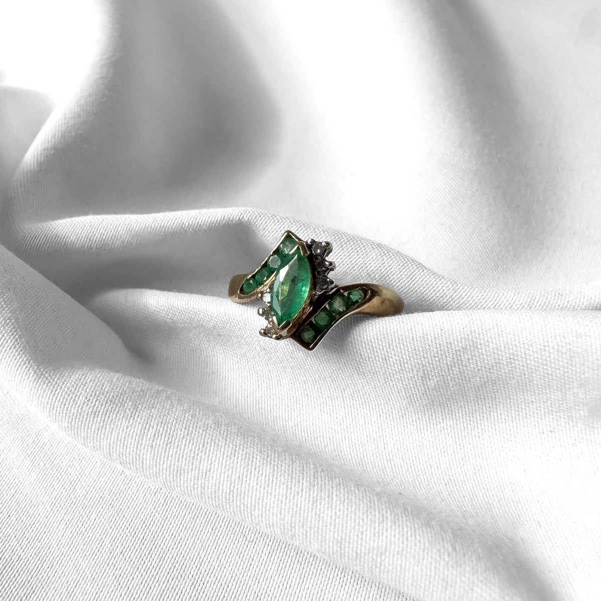 Vintage 10K Yellow Gold Marquise Emerald Diamond Accent Bypass Ring, Sz. 5.5, Estate Art Deco Mid-Century Cocktail Style Ring