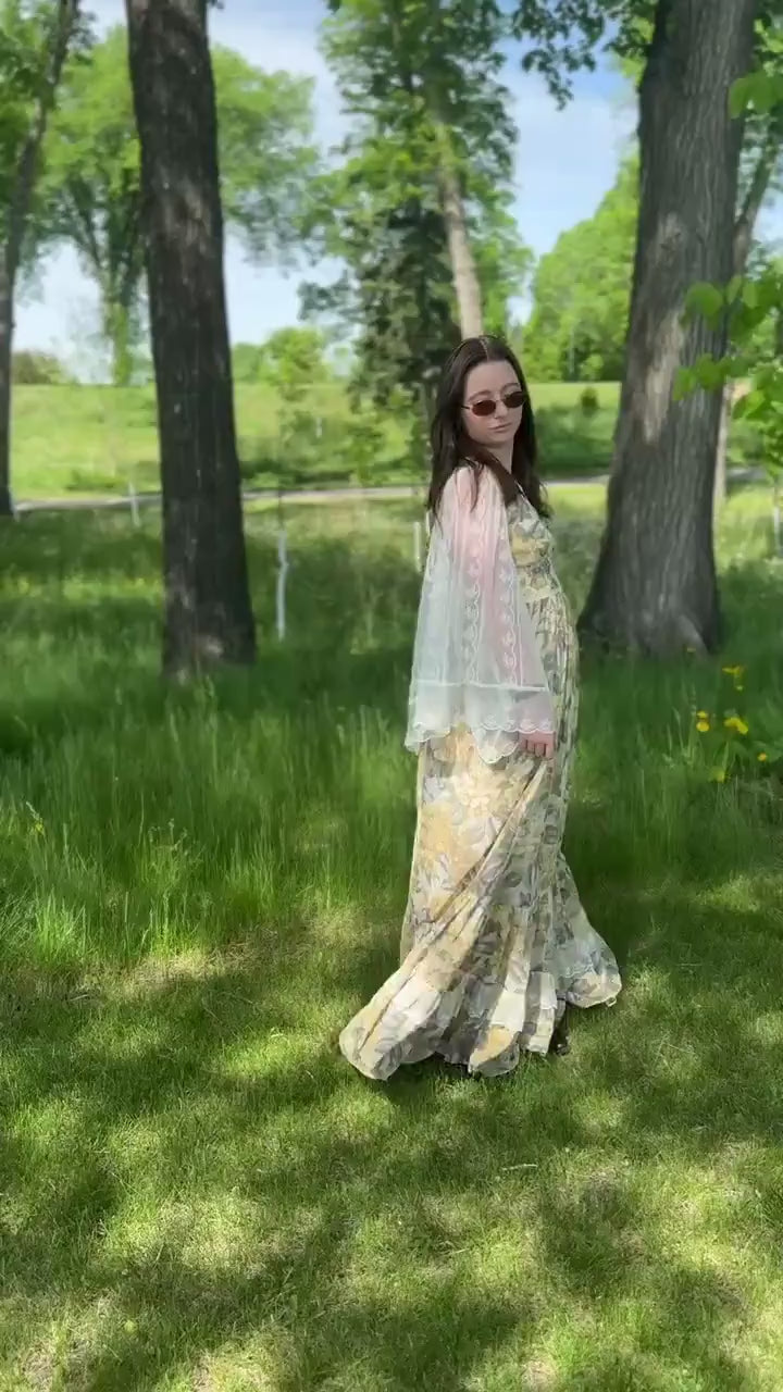 70s Gunne Sax Jessica McClintock Yellow Floral Angel Sleeve Lace Prairie Dress, Approx Womens Sz. 2-4, Coquette Cottage Core Whimsy Dress