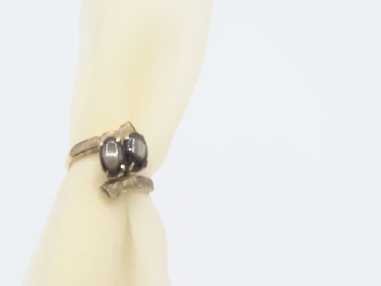 Vintage 1890s, 18K Cats Eye High Dome Cabochon Ring, Size 6 3/4, Gold Victorian Statement Ring, Vintage Statement Ring, Vintage Chrysoberyl
